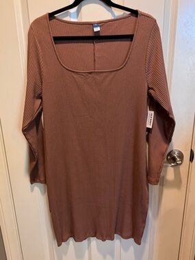 Old Navy Mauve Ribbed Square-Neck Long Sleeve Dress